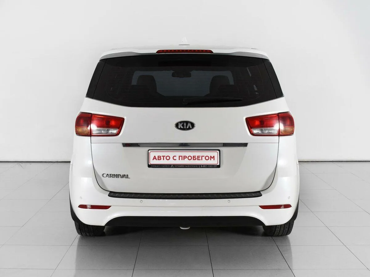 Kia Carnival III — фото 5