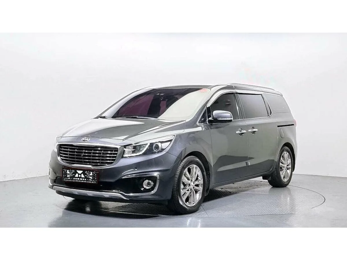 Kia Carnival III