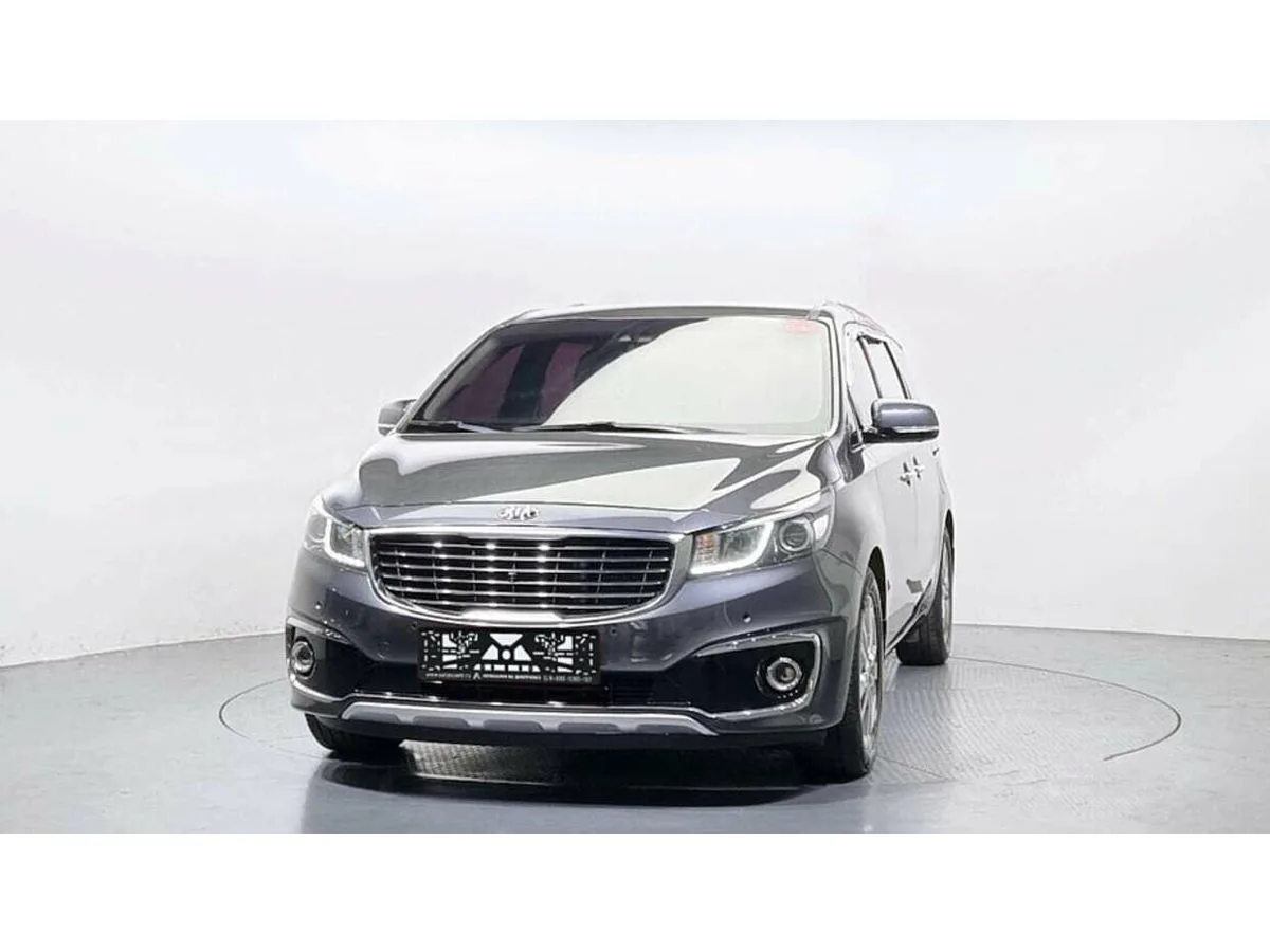 Kia Carnival III — фото 3