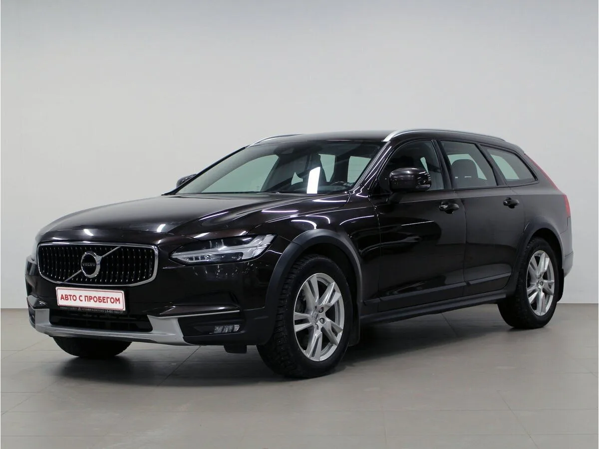 Volvo V90 Cross Country I · Ocean Race
