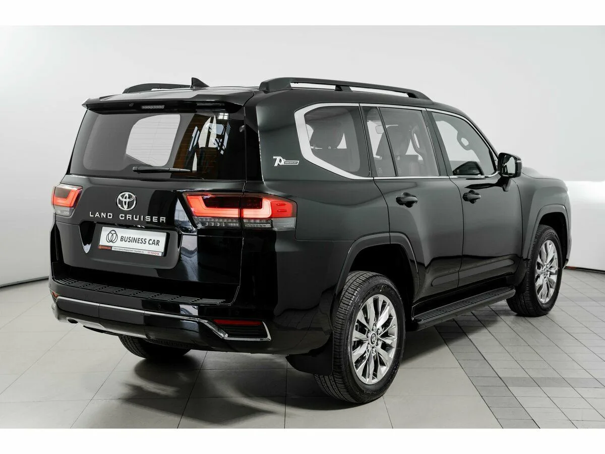 Toyota Land Cruiser 300 Series · Элеганс — фото 4