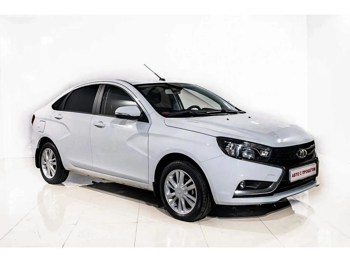Lada (ВАЗ) Vesta I · Luxe Multimedia (2016-2018) — фото 3