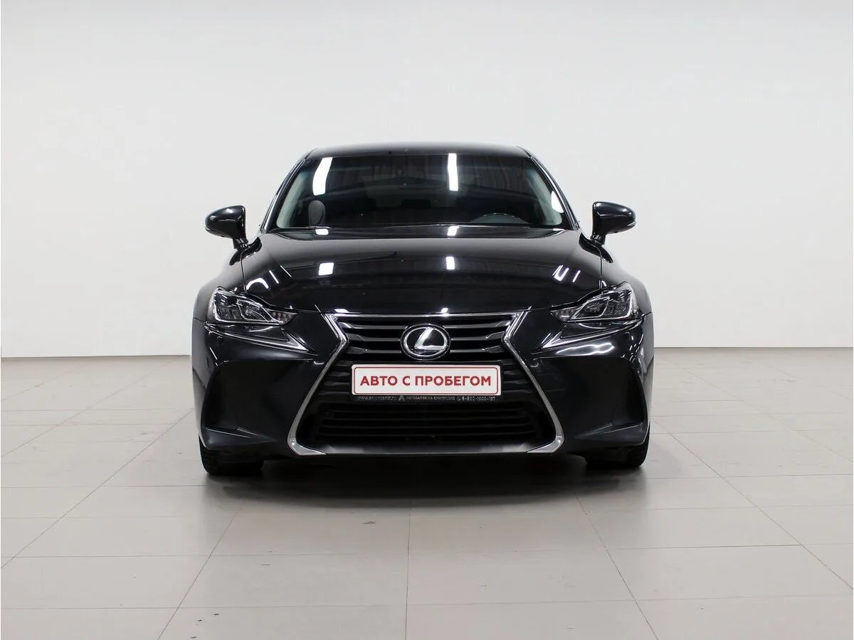 Lexus IS III Рестайлинг — фото 2