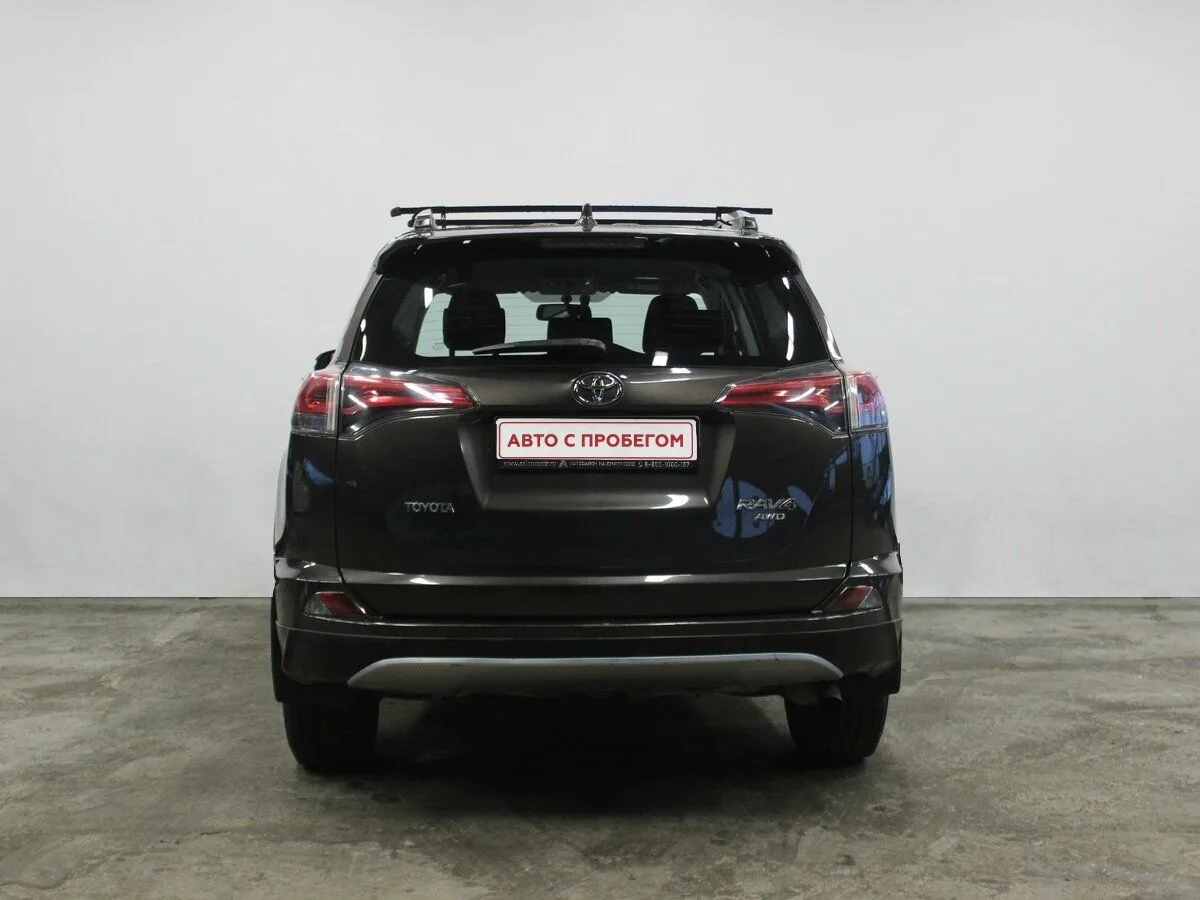 Toyota RAV4 IV (XA40) Рестайлинг — фото 5
