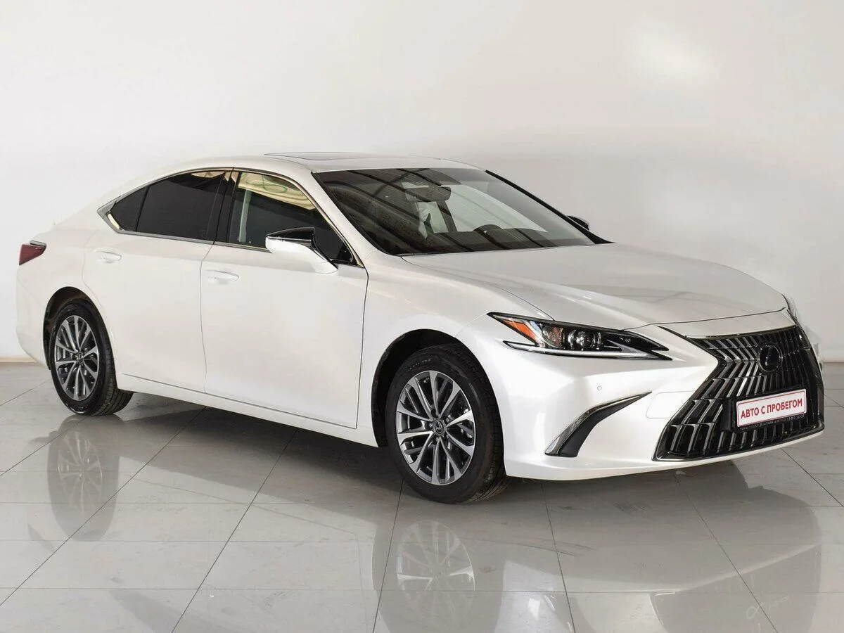 Lexus ES VII