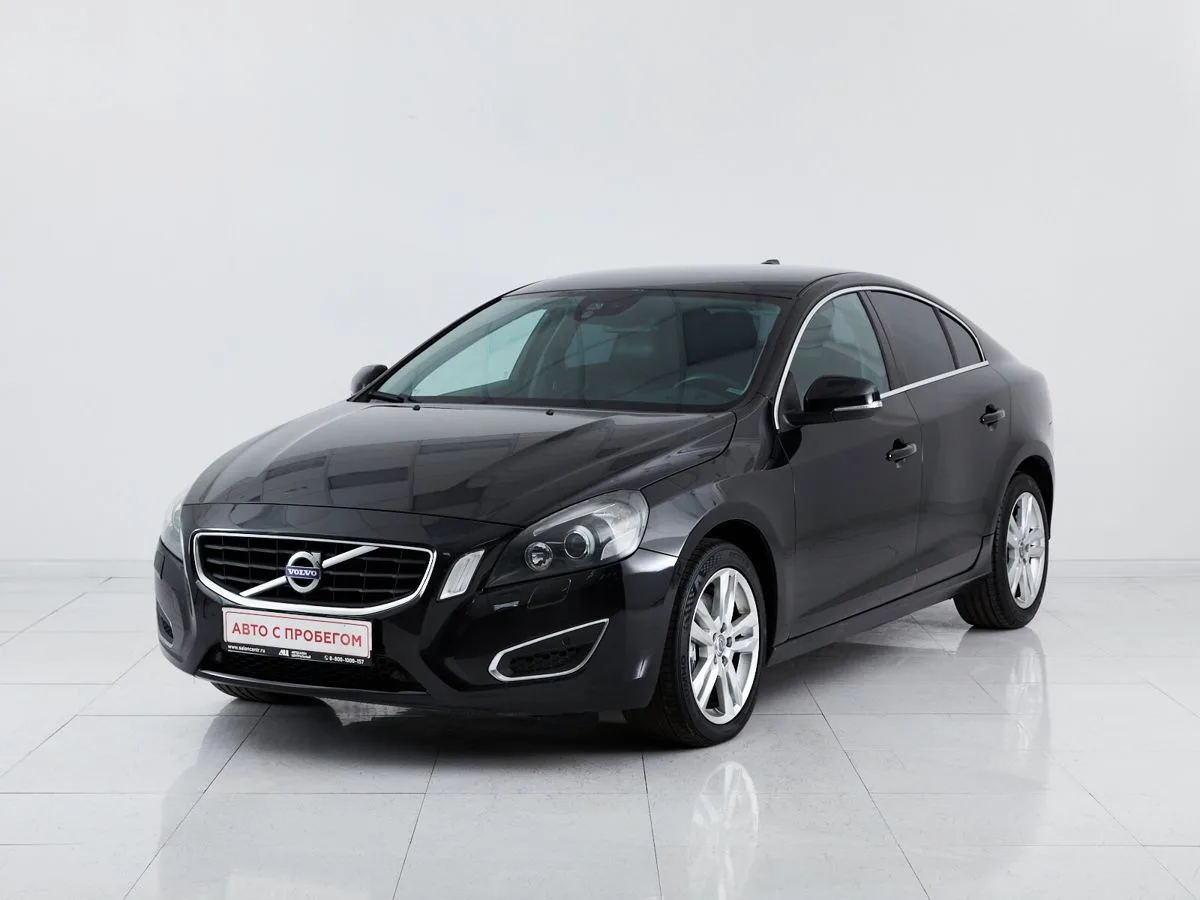 Volvo S60 II · Momentum