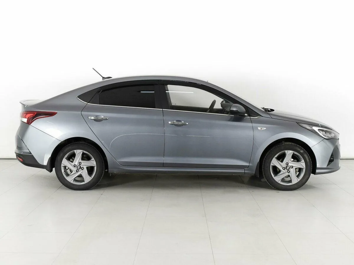 Hyundai Solaris II Рестайлинг · Comfort + Advanced — фото 4