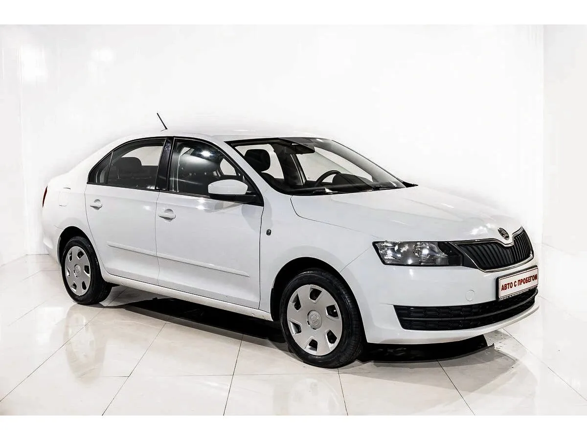 Skoda Rapid I — фото 3