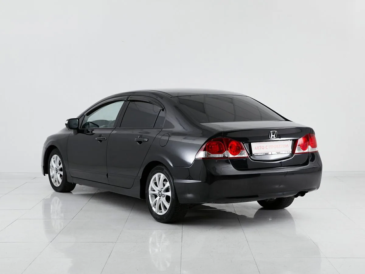 Honda Civic VIII Рестайлинг — фото 4