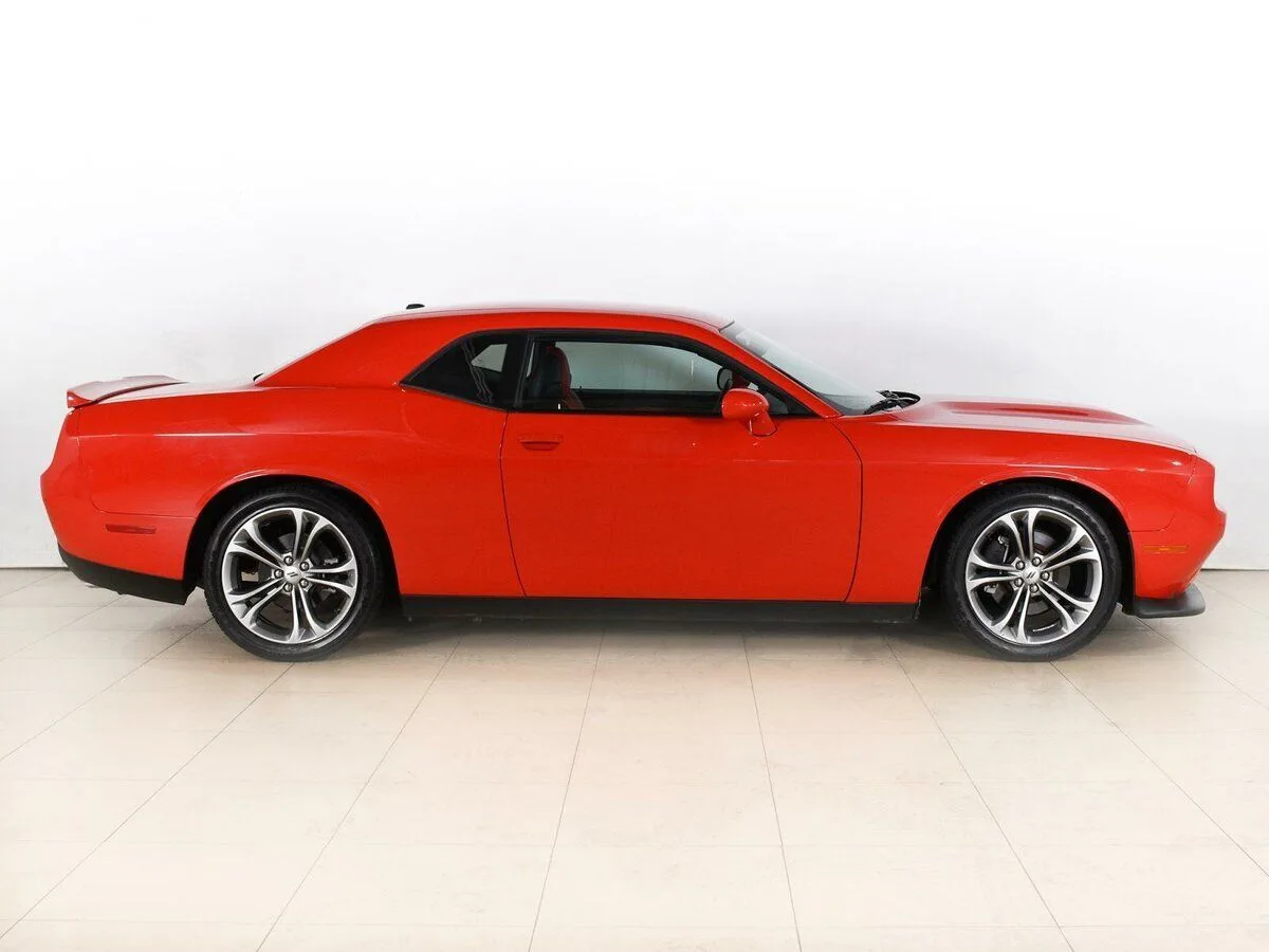 Dodge Challenger III Рестайлинг 2 — фото 4