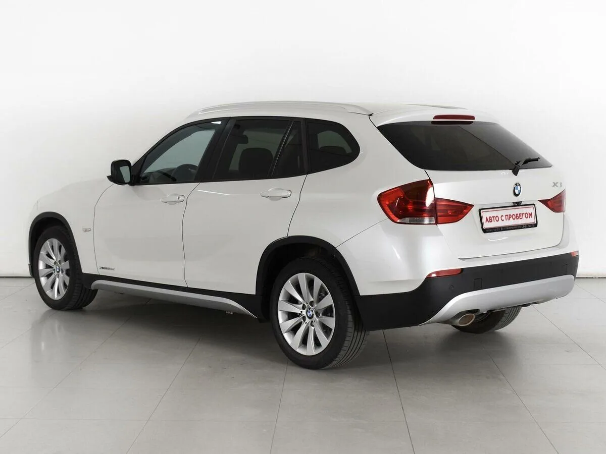 BMW X1 I (E84) — фото 3