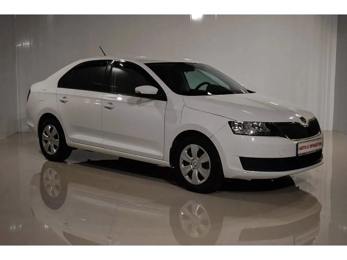 Skoda Rapid I — фото 3