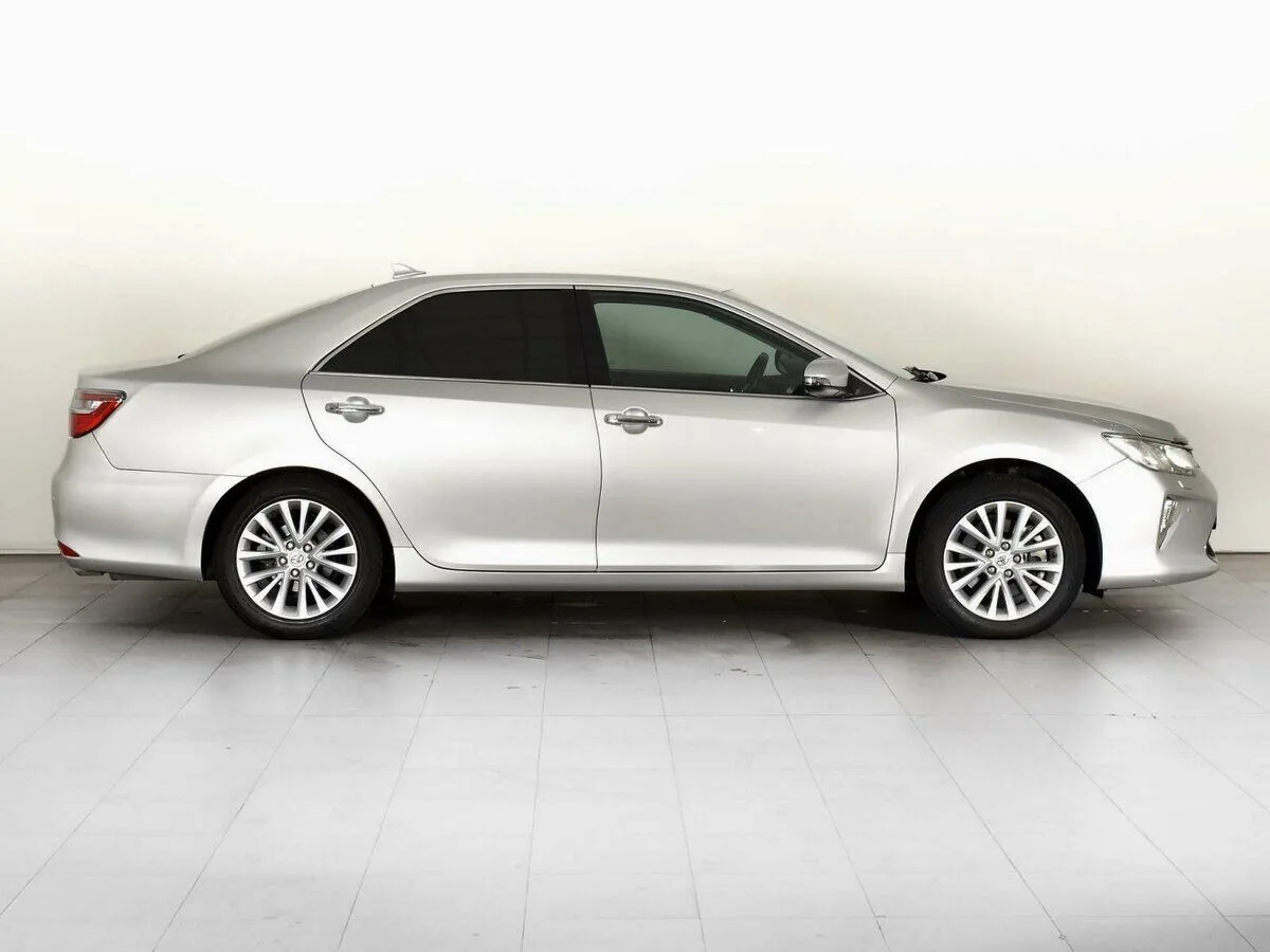 Toyota Camry VII (XV50) Рестайлинг · Люкс — фото 4