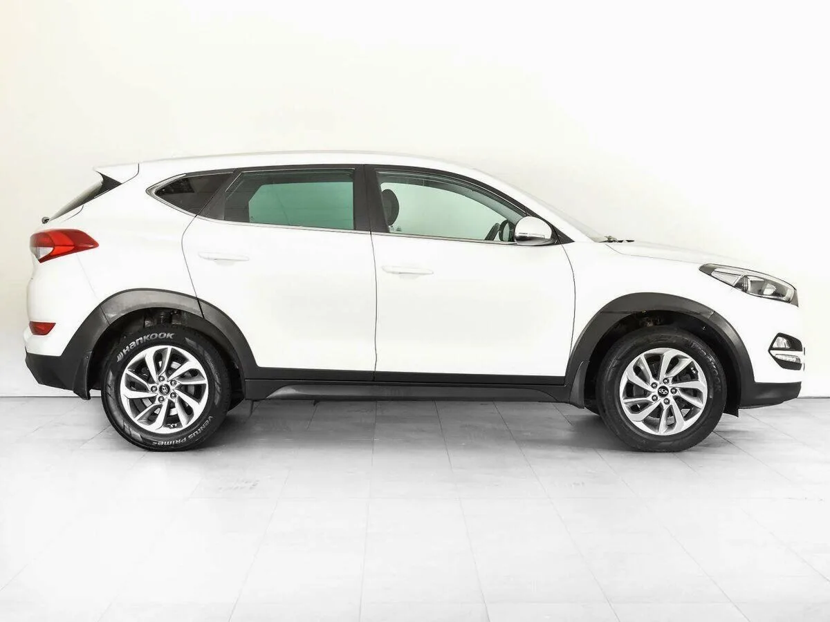 Hyundai Tucson III — фото 4