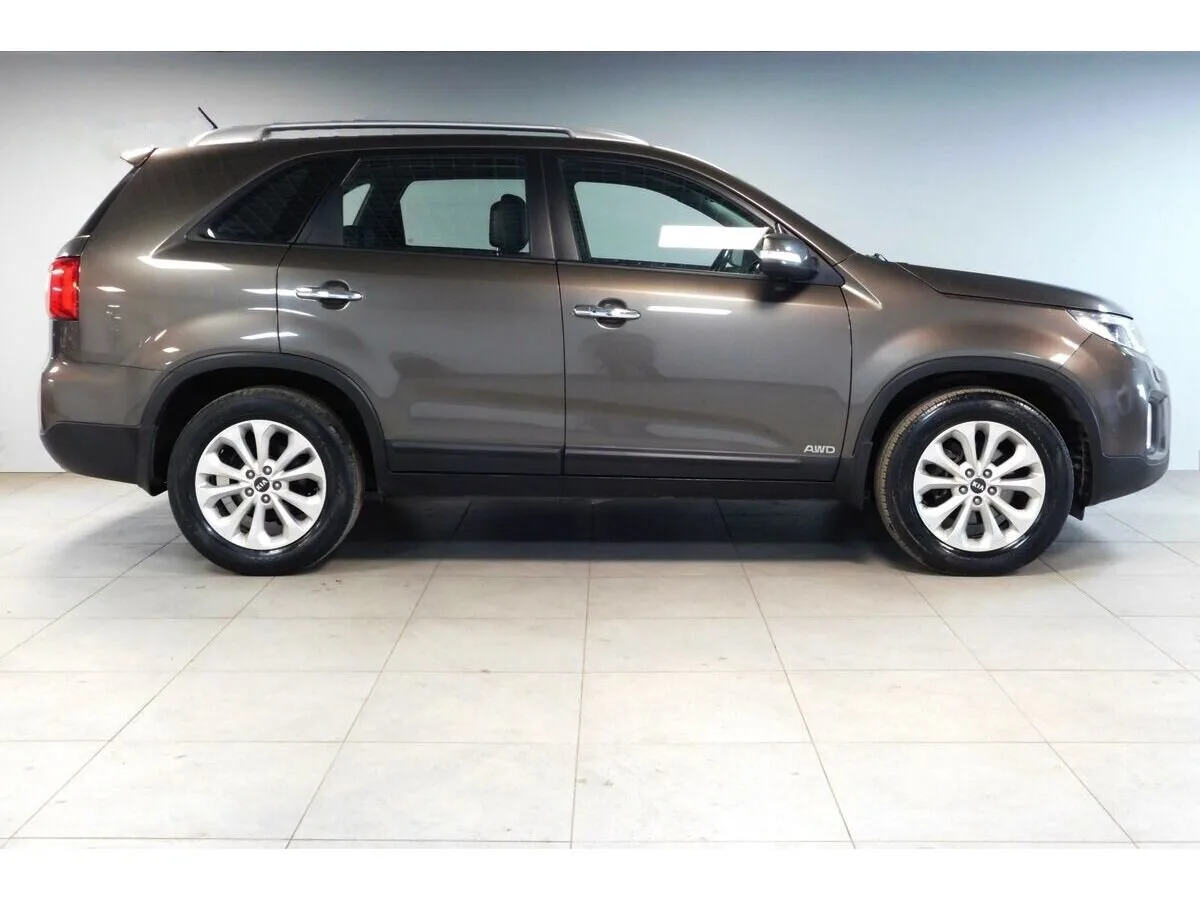 Kia Sorento II Рестайлинг — фото 5