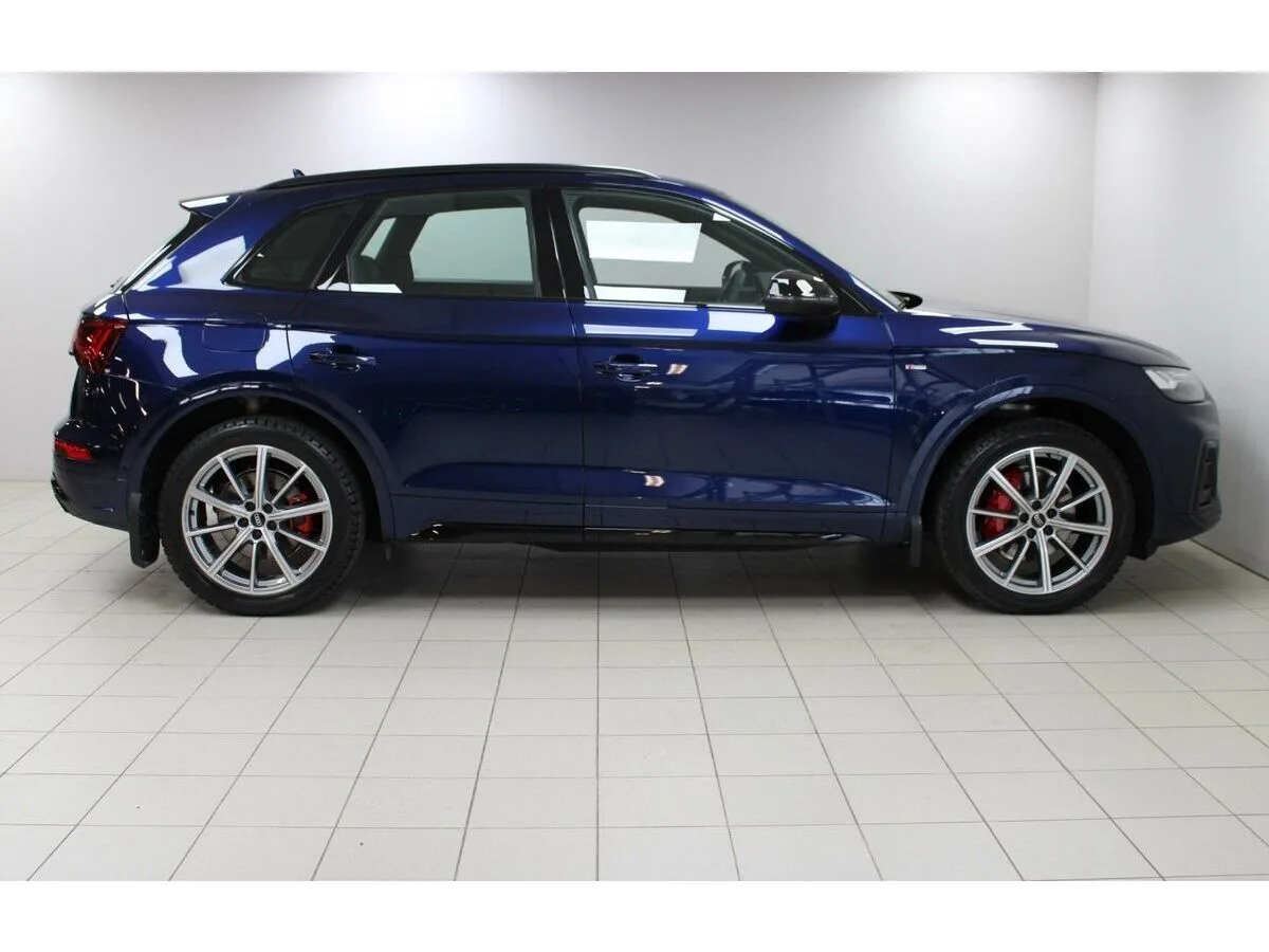 Audi Q5 II (FY) Рестайлинг · 45 TFSI quattro S tronic — фото 3