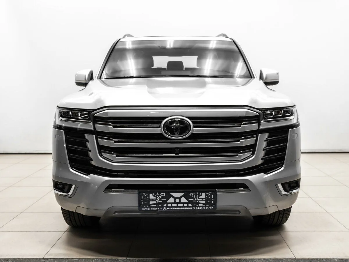 Toyota Land Cruiser 300 Series · Элеганс — фото 2