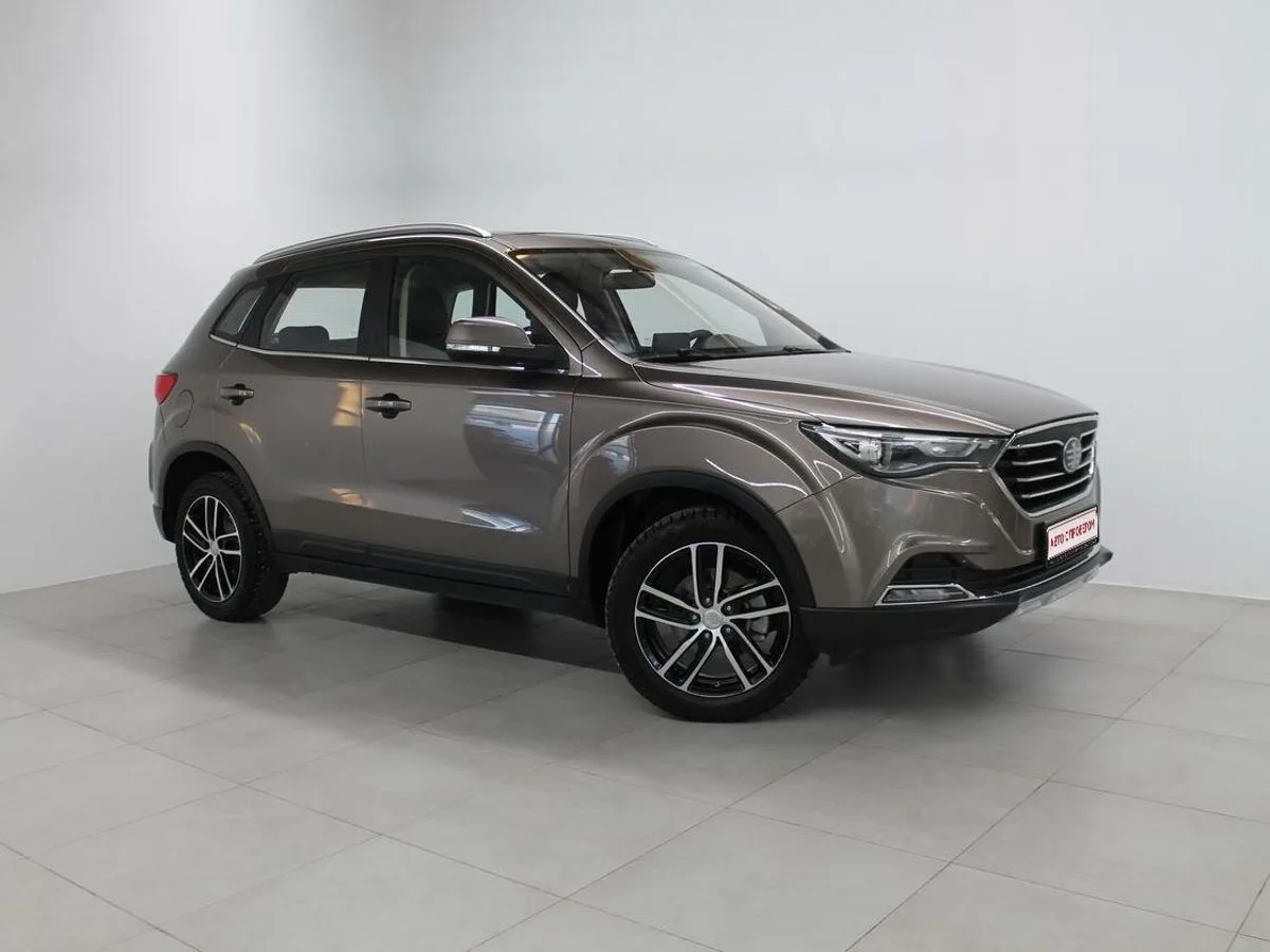 FAW Besturn X40 I · Luxury — фото 3