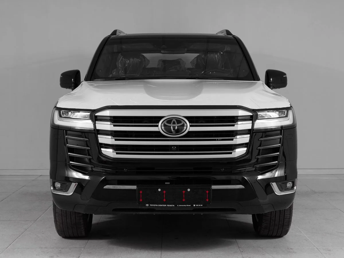 Toyota Land Cruiser 300 Series — фото 2