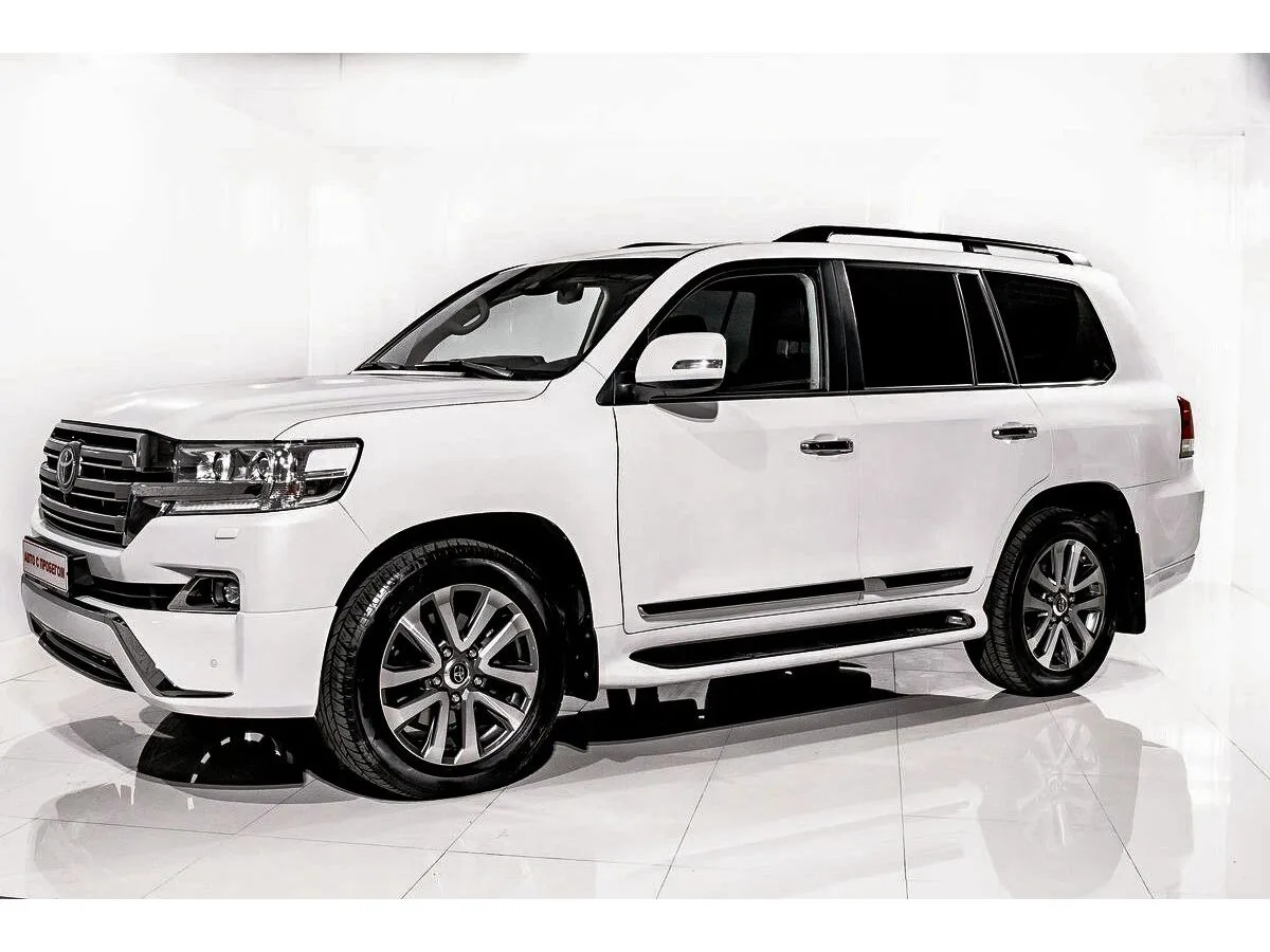 Toyota Land Cruiser 200 Series Рестайлинг 2 · Executive