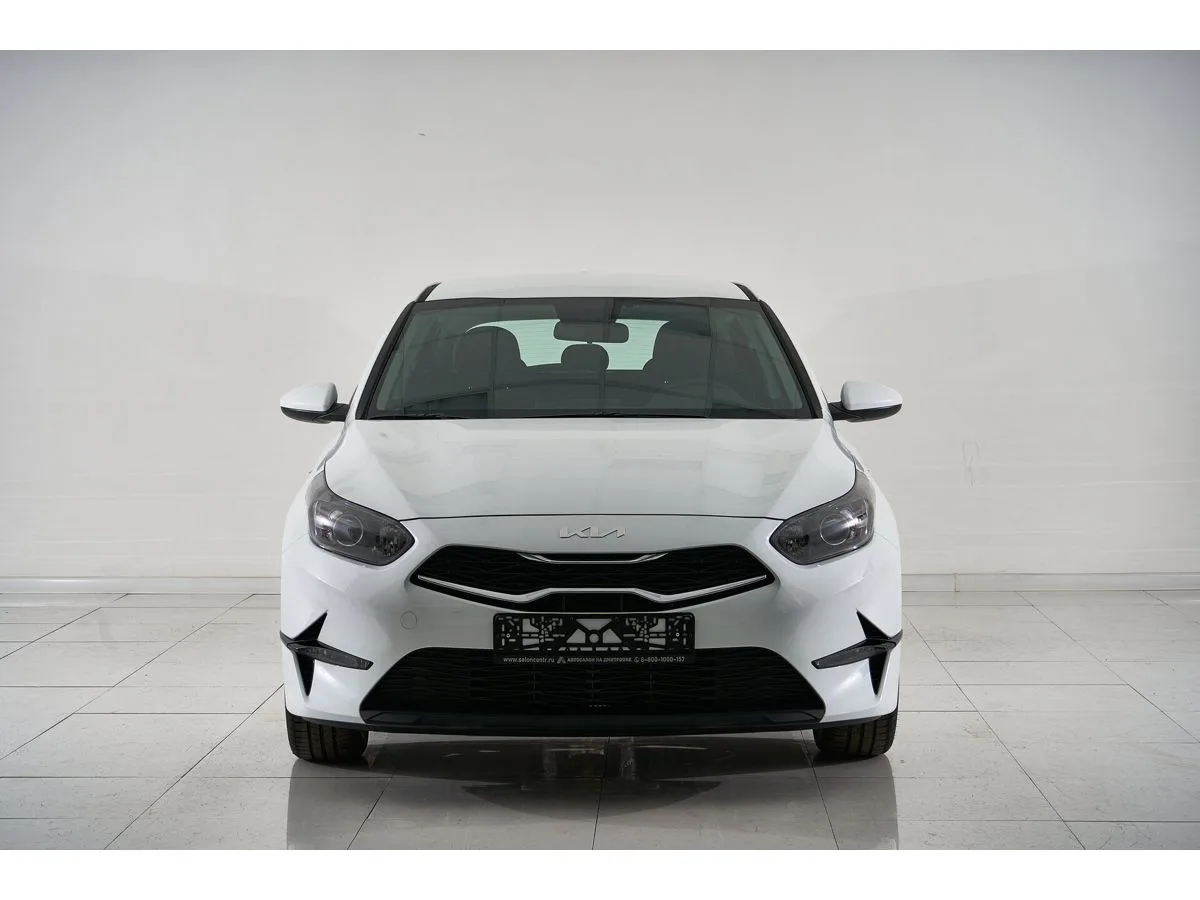 Kia Ceed III Рестайлинг — фото 2