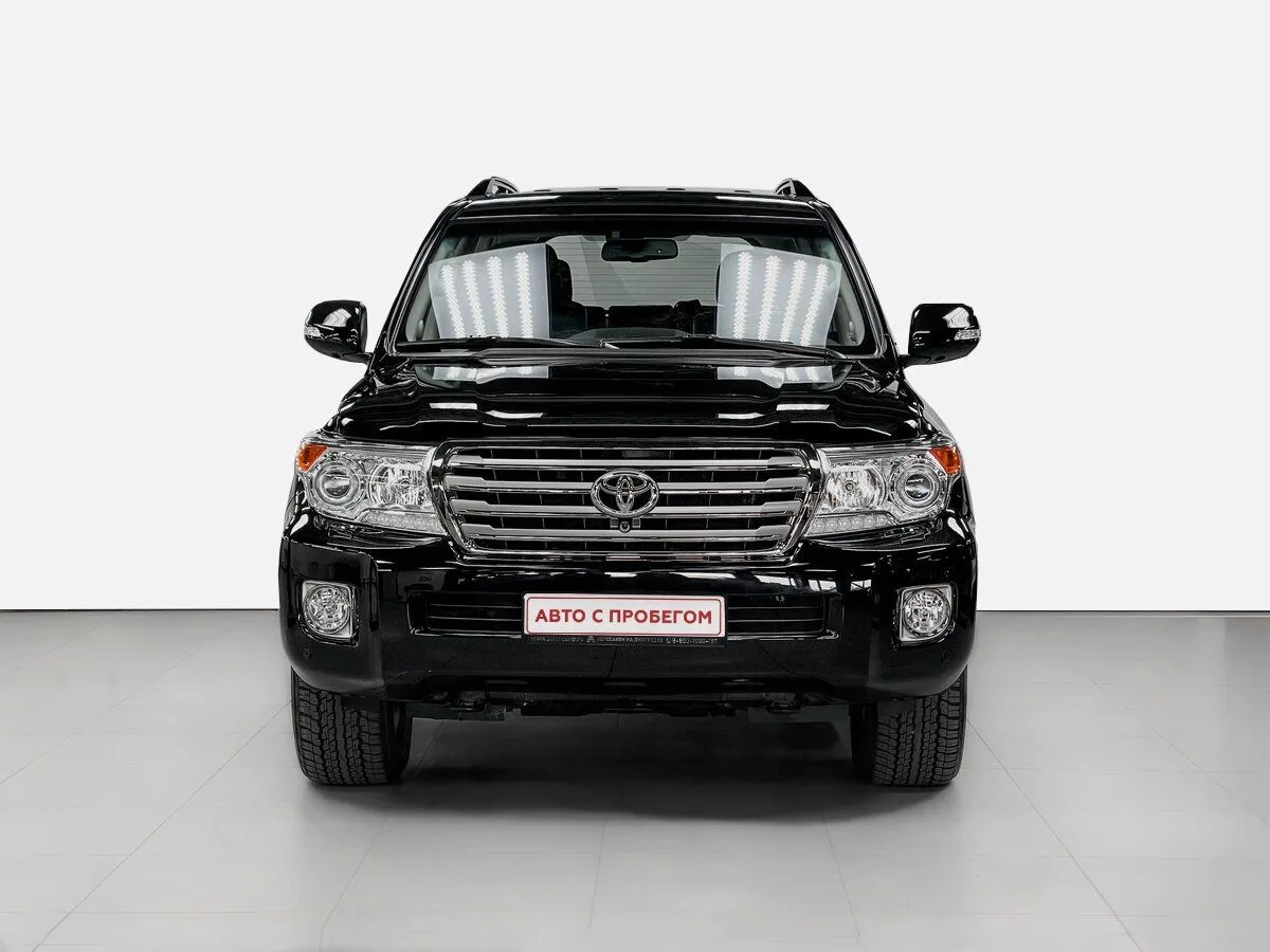 Toyota Land Cruiser 200 Series Рестайлинг 1 — фото 2