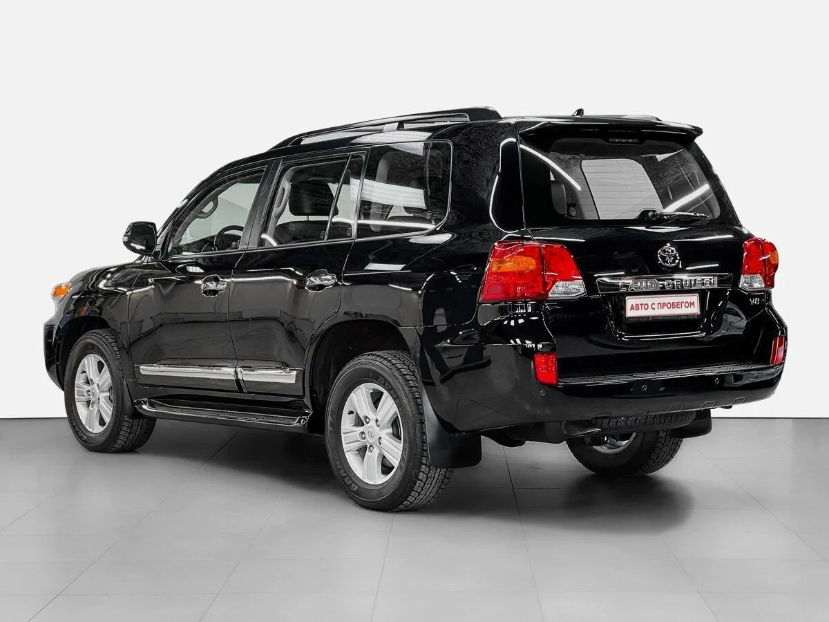 Toyota Land Cruiser 200 Series Рестайлинг 1 — фото 3