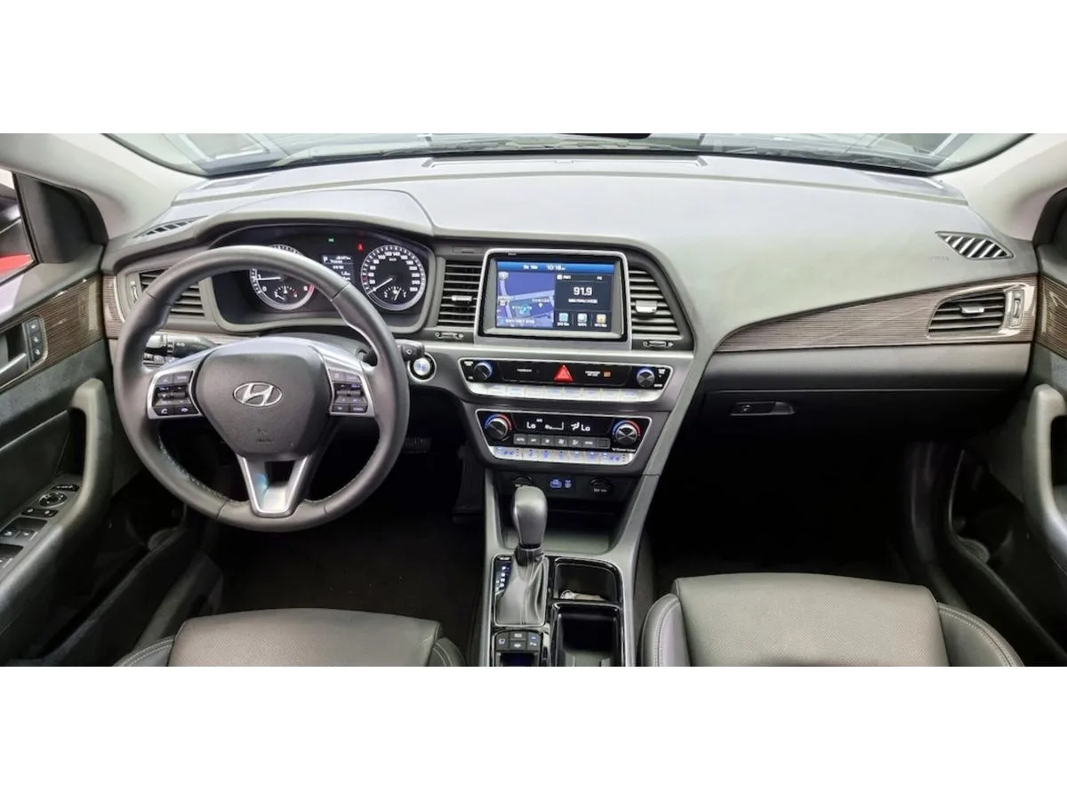 Hyundai Sonata VII (LF) Рестайлинг · Comfort — фото 4