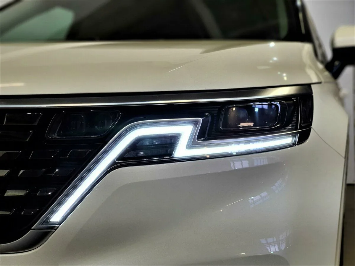 Kia Carnival IV · Prestige — фото 2