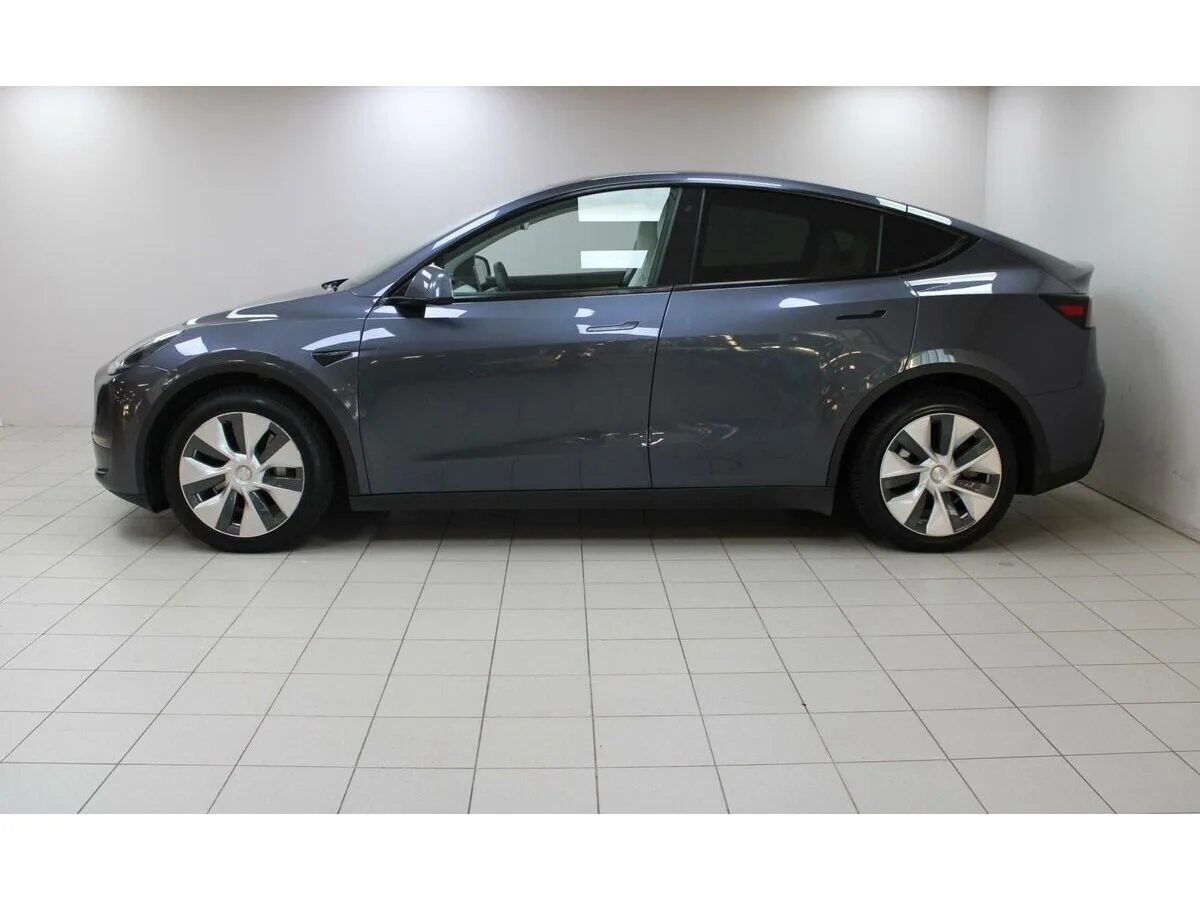 Tesla Model Y I — фото 3