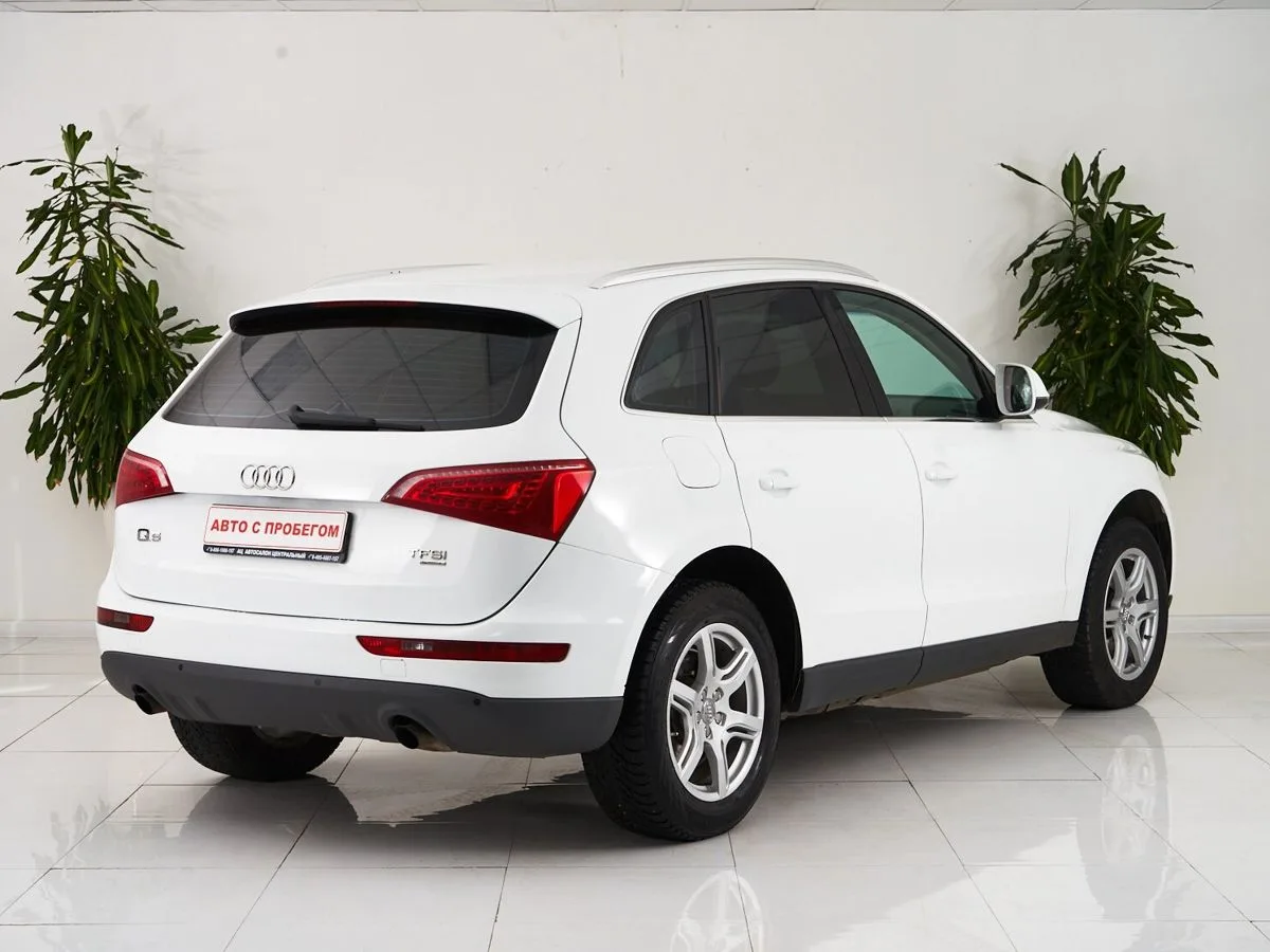 Audi Q5 I (8R) — фото 5
