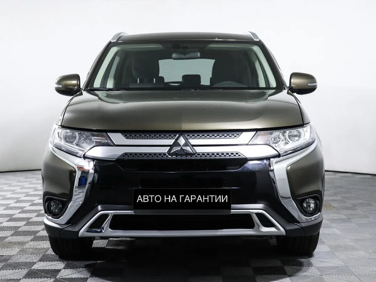 Mitsubishi Outlander III Рестайлинг 3 · Invite (2018-2021) — фото 2