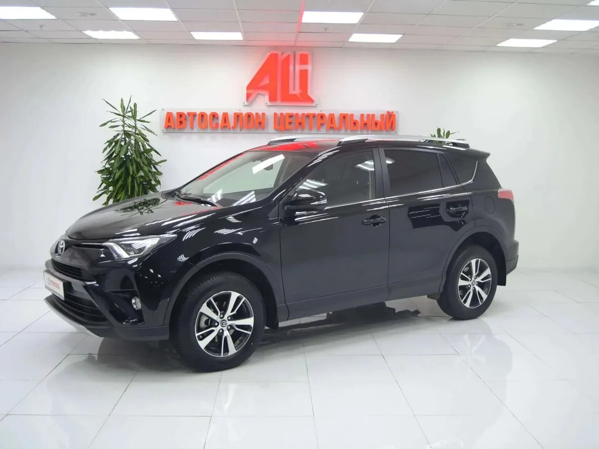 Toyota RAV4 V (XA50) · Fashion