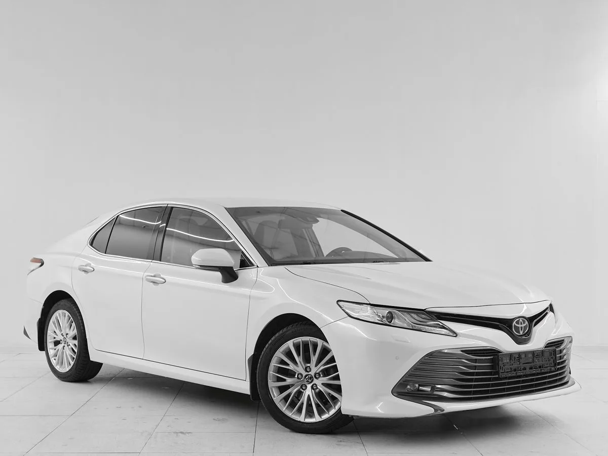 Toyota Camry VIII (XV70) · Люкс Safety — фото 3