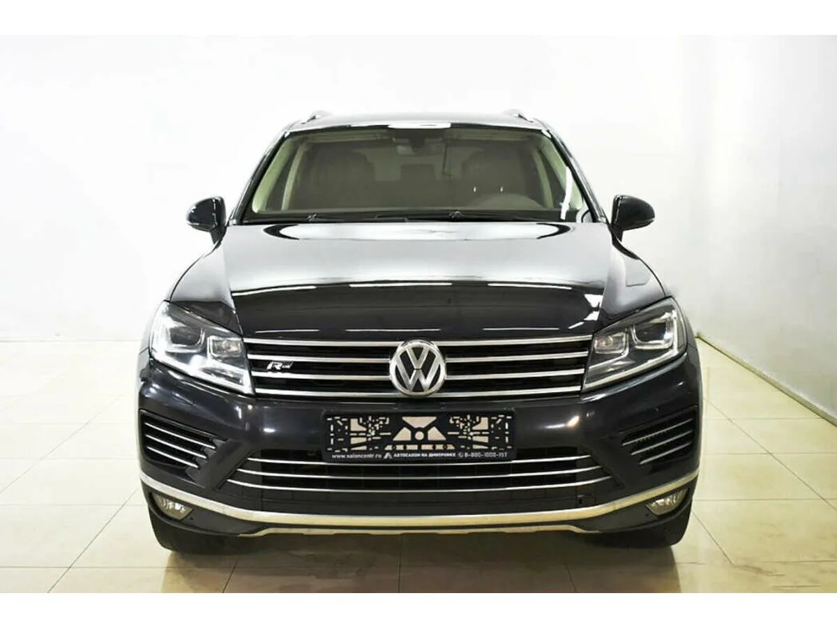 Volkswagen Touareg II Рестайлинг — фото 2