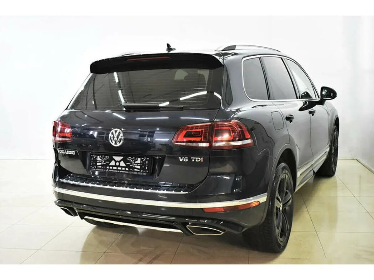 Volkswagen Touareg II Рестайлинг — фото 3