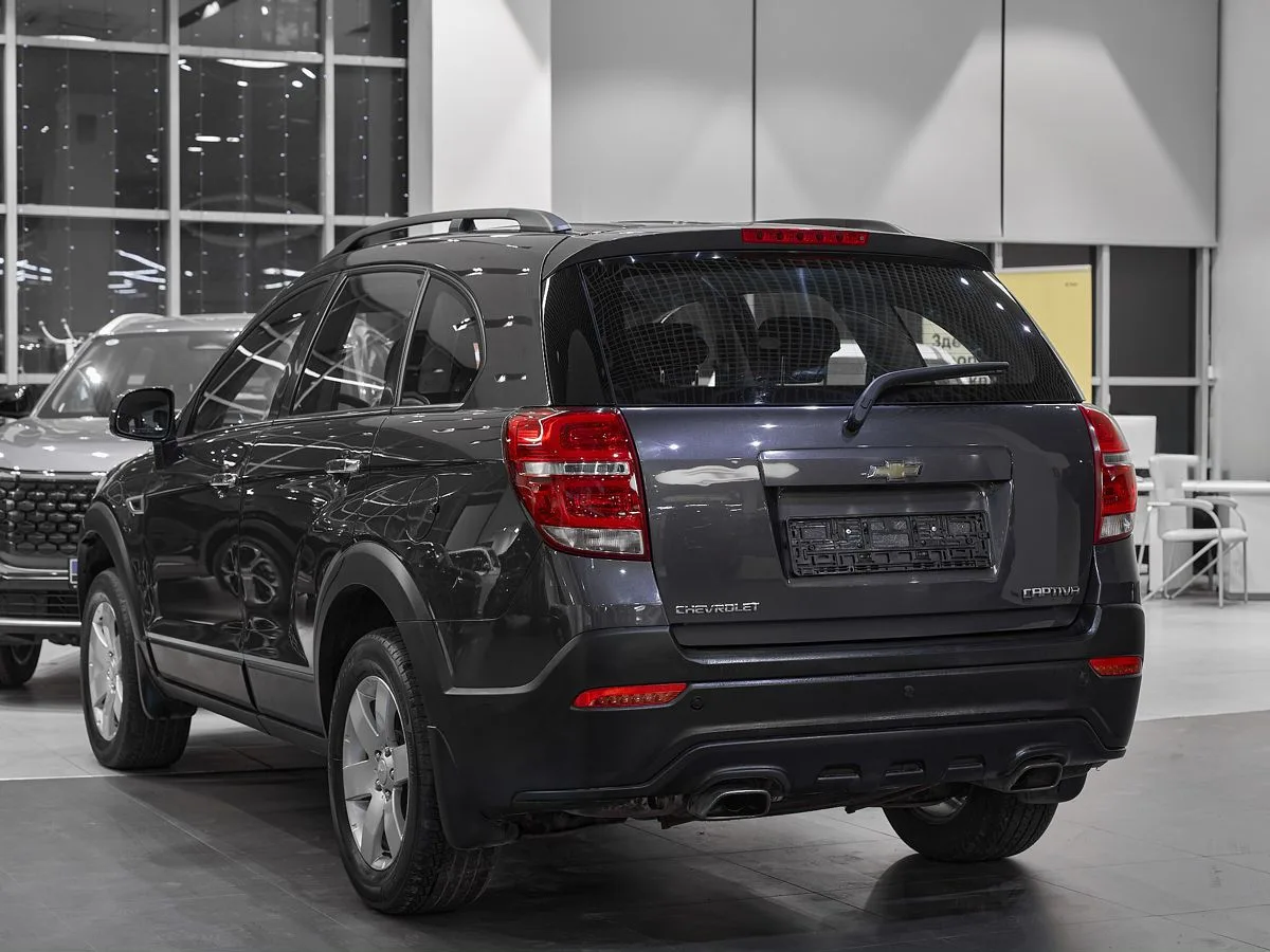 Chevrolet Captiva I Рестайлинг 2 · LT 5 мест — фото 4