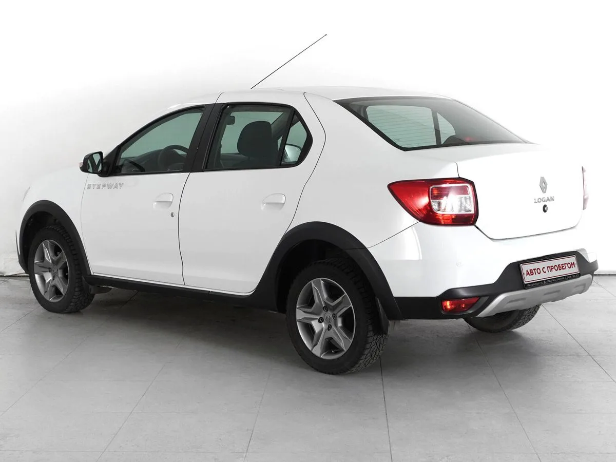 Renault Logan II Рестайлинг · Stepway Life — фото 3