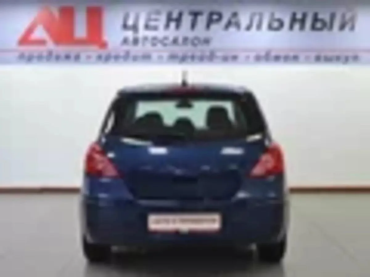 Nissan Tiida I — фото 4