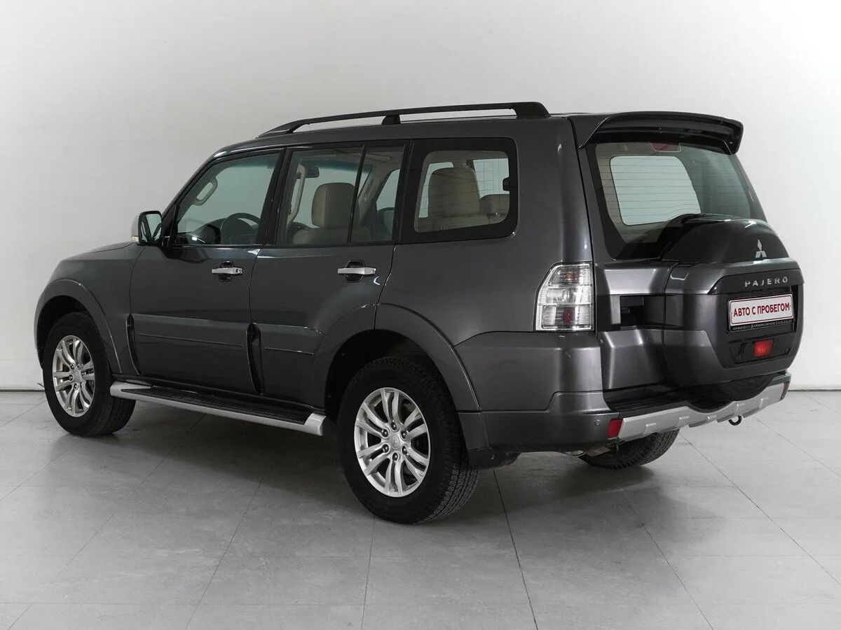 Mitsubishi Pajero IV Рестайлинг 2 · H/L — фото 3
