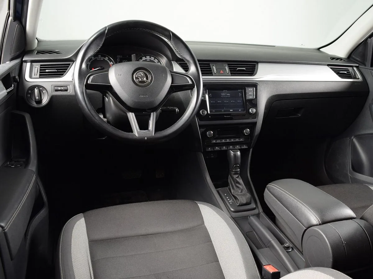Skoda Rapid I Рестайлинг — фото 5