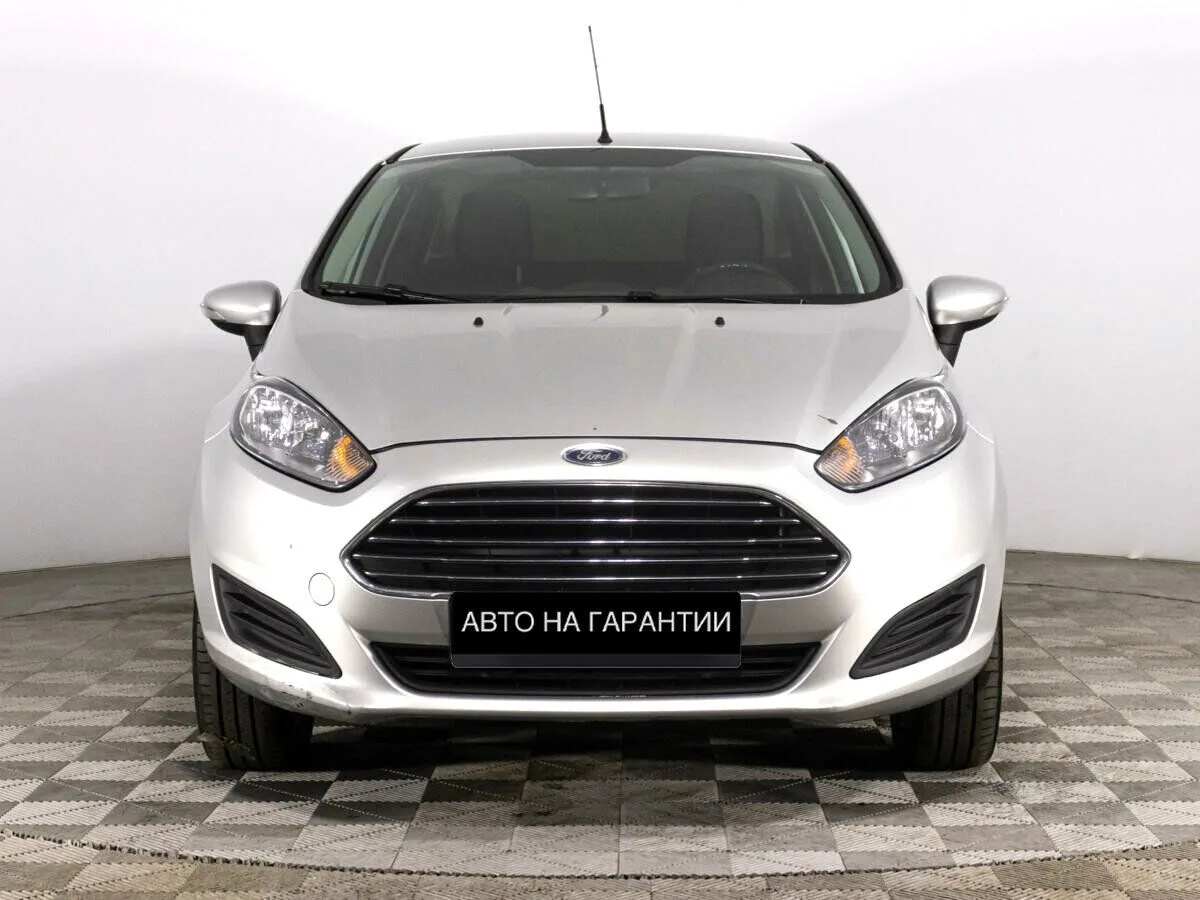 Ford Fiesta Mk6 Рестайлинг · Trend — фото 2