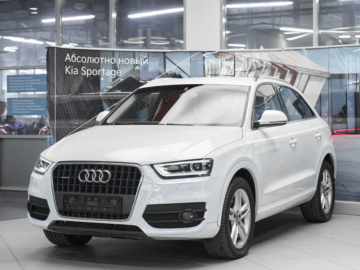 Audi Q3 I (8U) · Базовая