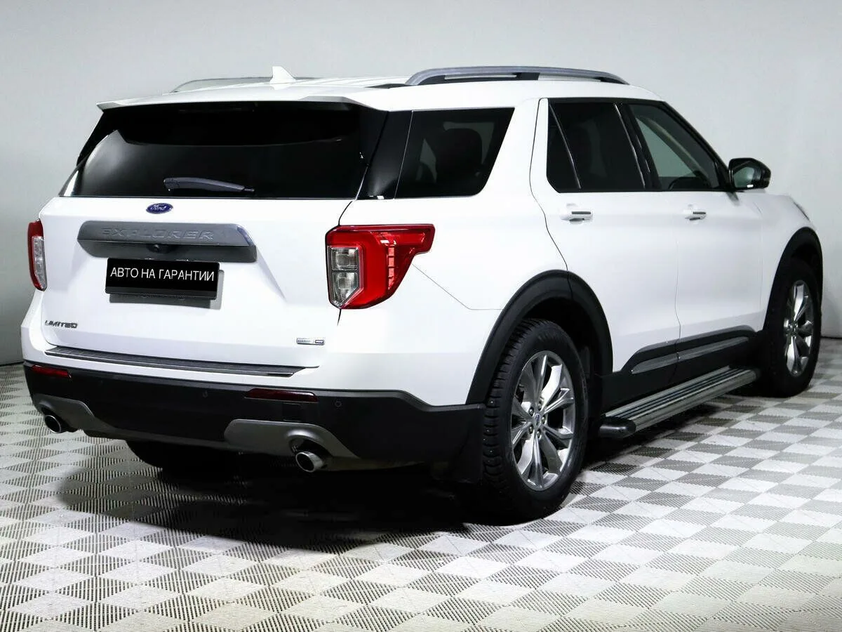 Ford Explorer VI — фото 3