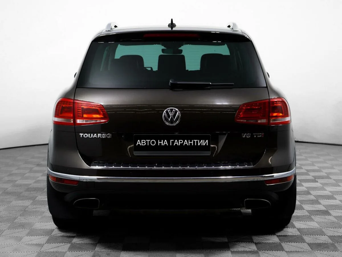 Volkswagen Touareg II Рестайлинг · Base — фото 4