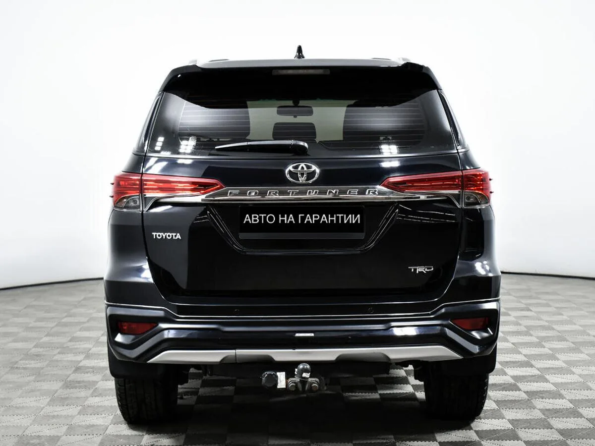 Toyota Fortuner II · Элеганс — фото 4