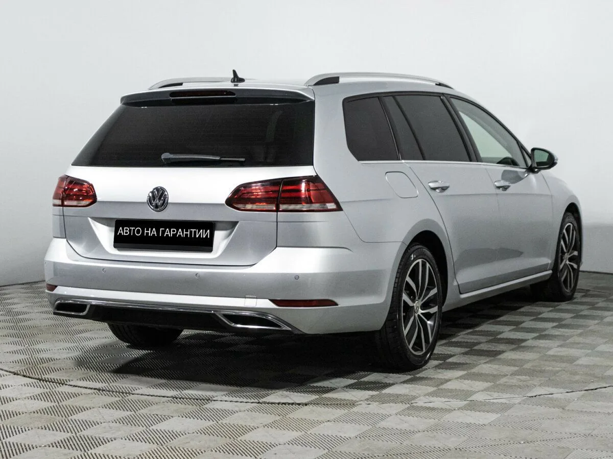 Volkswagen Golf VII Рестайлинг — фото 3