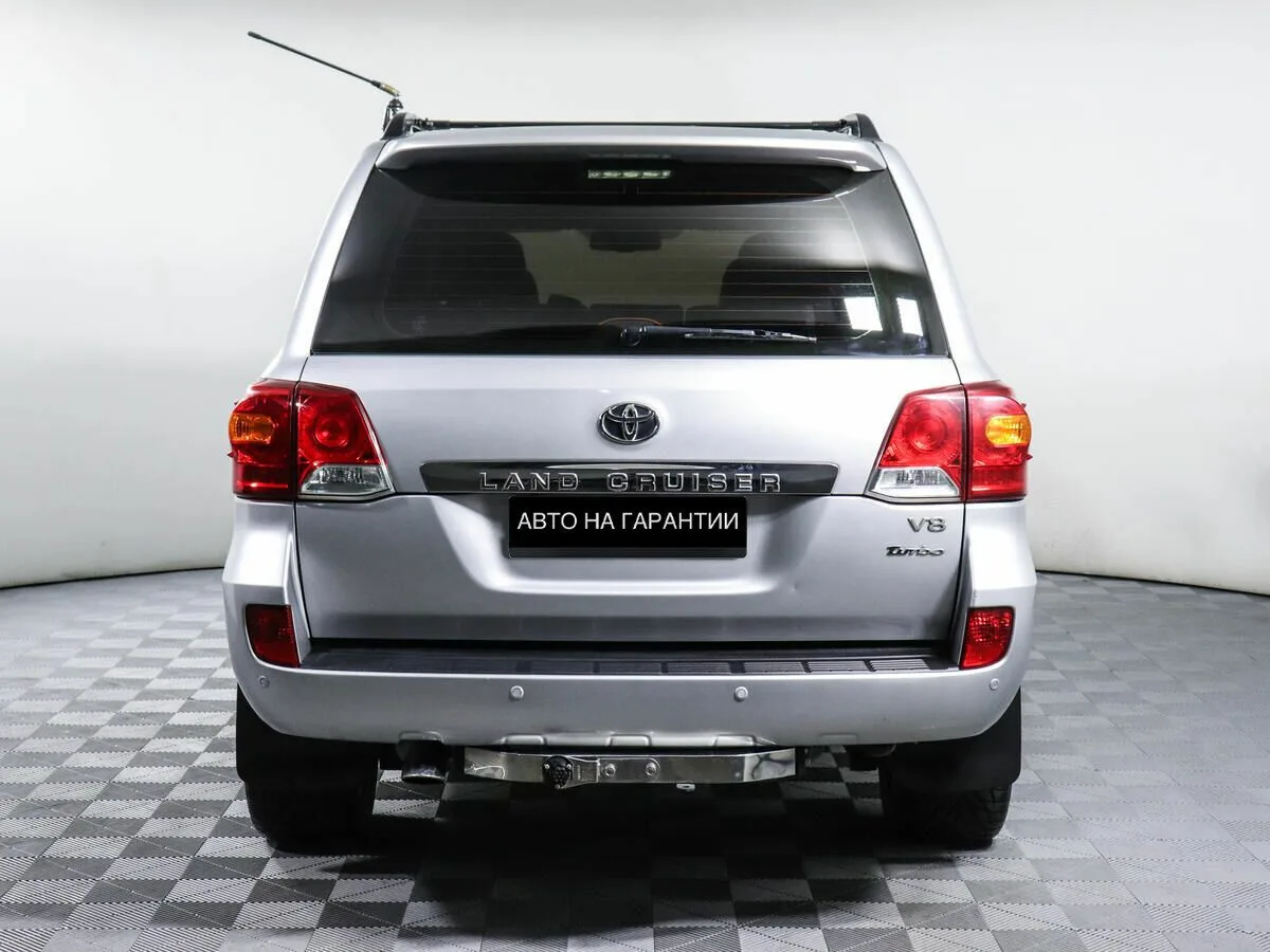Toyota Land Cruiser 200 Series Рестайлинг 1 · SE «Brownstone» (5 мест) — фото 4