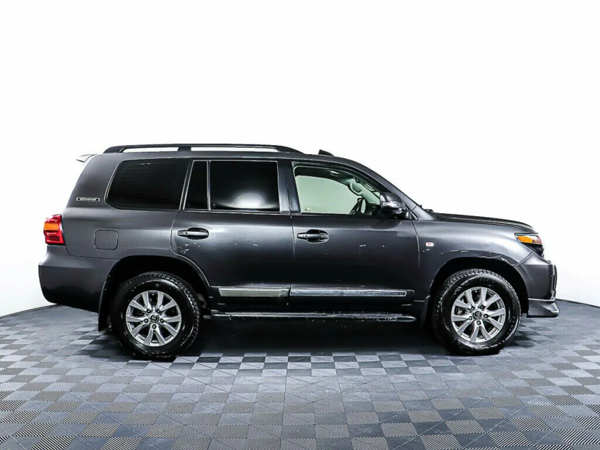 Toyota Land Cruiser 200 Series · Люкс — фото 4