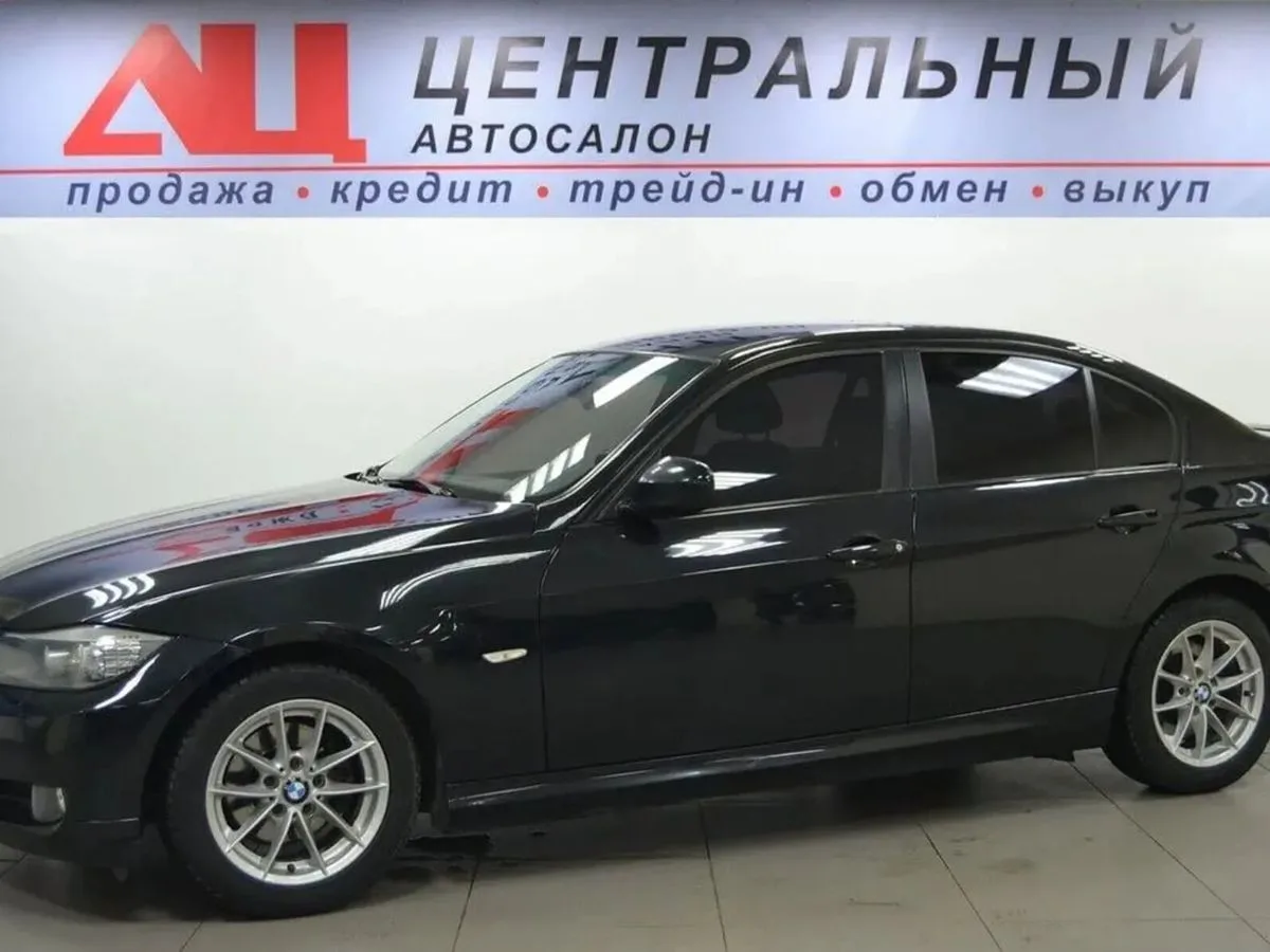 BMW 3 серии V (E90/E91/E92/E93) Рестайлинг · 318